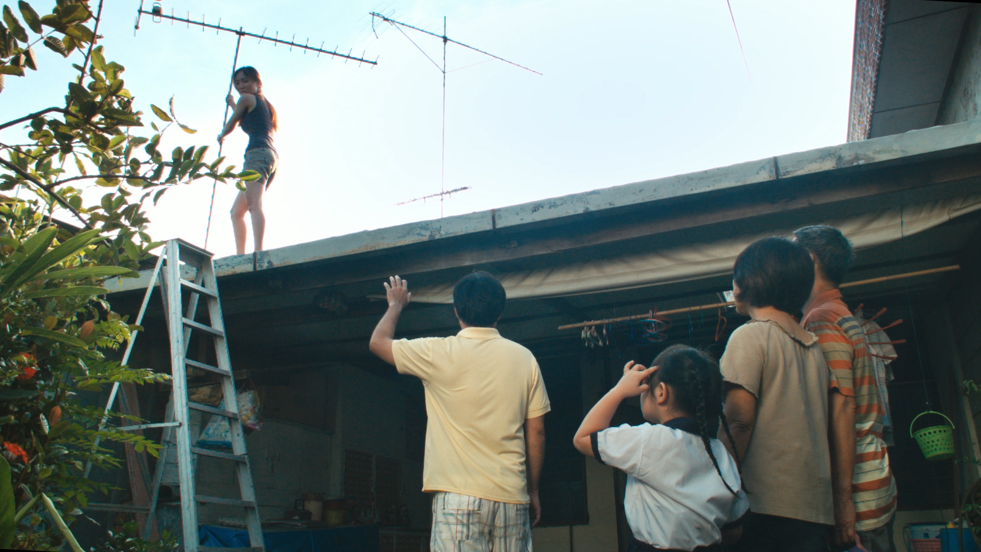 http://mdfilmfest.net/wp-content/uploads/Kampung-Tapir.jpg