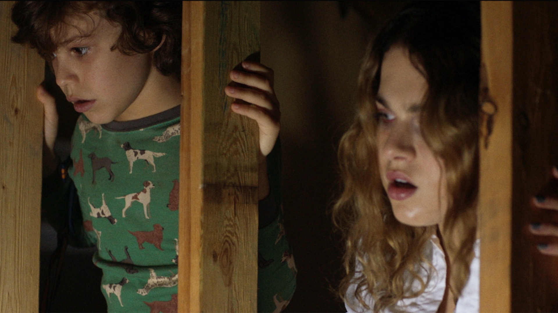 http://mdfilmfest.net/wp-content/uploads/Mom-and-Dad_Still_WEB_02.jpg