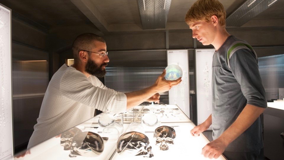http://mdfilmfest.net/wp-content/uploads/ex-machina-2-2.jpeg